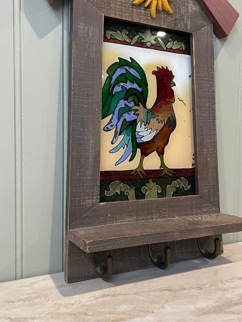 Vintage Farmhouse Wooden Rooster Shelf With Hooks